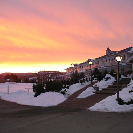 South Thompson Inn & Conference Centre Kamloops Buitenkant foto